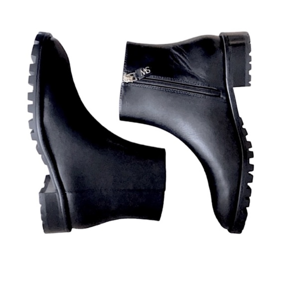 Stuart Weitzman Maelie‎ Lug Sole Ankle Boot - Picture 7 of 11